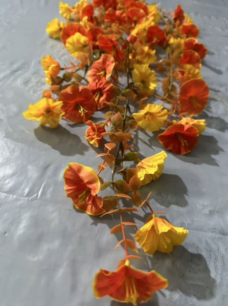 🌺ПОСЛЕДЕН ДЕН 49% ОТСТЪПКА - UV-Устойчиви Изкуствени Висулки с Цветя