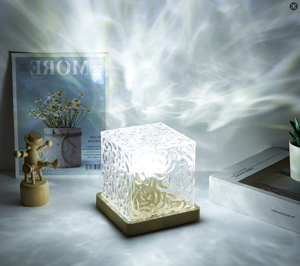 🏆2025 ГОРЯЧА ПРОДАЖБА💥🌊【Въртяща се нощна лампа с водни вълни】